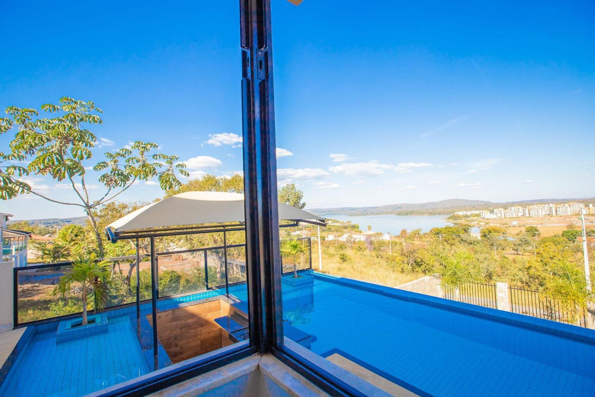Casa C/ Piscina De Borda Infinita E Vista P/ Caldas Novas